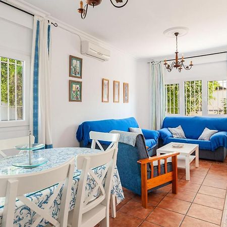 Chalet Fuente4 Piscina Comun Famila โกนิล เด ลาฟรอนเตรา ภายนอก รูปภาพ