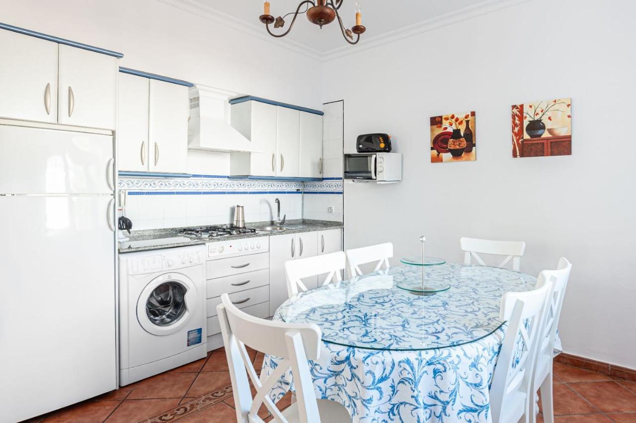 Chalet Fuente4 Piscina Comun Famila โกนิล เด ลาฟรอนเตรา ภายนอก รูปภาพ
