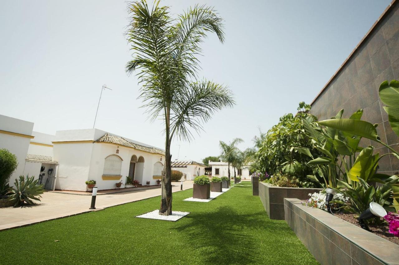 Chalet Fuente4 Piscina Comun Famila โกนิล เด ลาฟรอนเตรา ภายนอก รูปภาพ